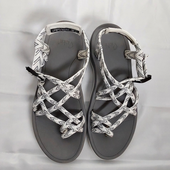 Viakix Hiking Sandals - Picture 5 of 11
